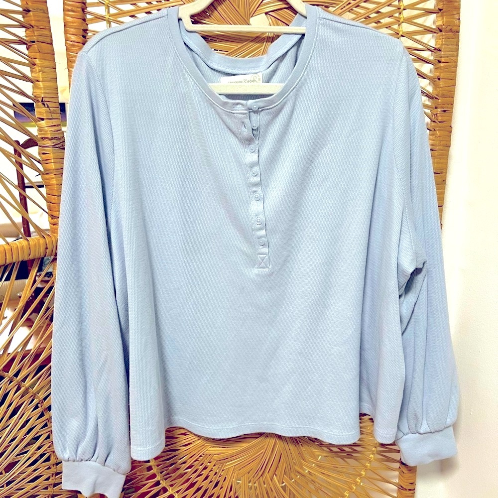 Treasure & Bond Women's Blue Waffle Style Long Sleeve Shirt Size XL Front Button